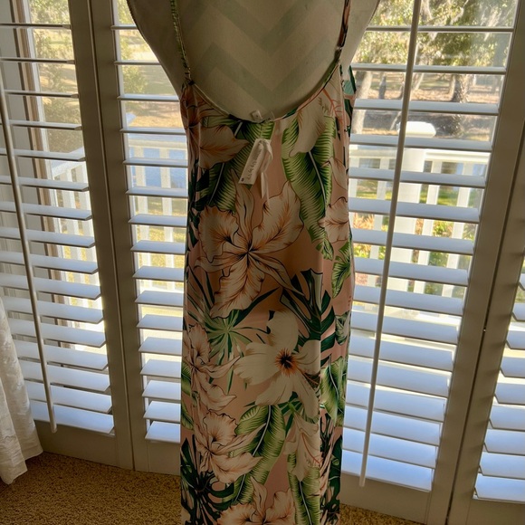 Floral Dress/Chimes Five O Long Chimes/Dress - Picture 4 of 6